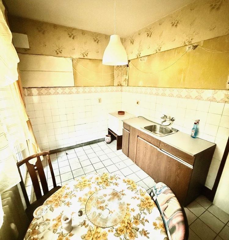 Тристаен апартамент за продажба в кв. Иван Вазов - 0